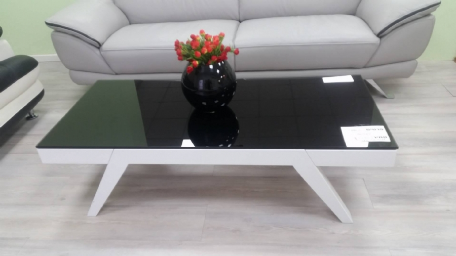 שולחן אפוקסי עם זכוכית